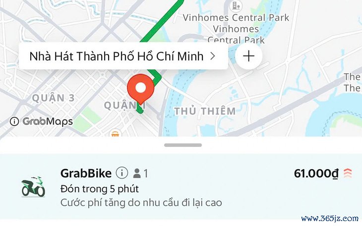 Giá cao, khó bắt Grab ngày cận Tết: Tài xế than kẹt xe, vừa tới nơi 'thượng đế' hủy chuyến - Ảnh 2.