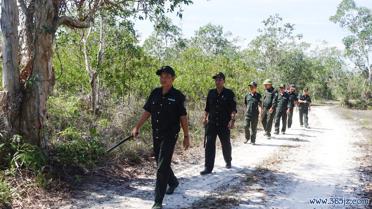 Phòng canh lửa， giữ rừng Phú Quốc ngày Tết - Ảnh 6.