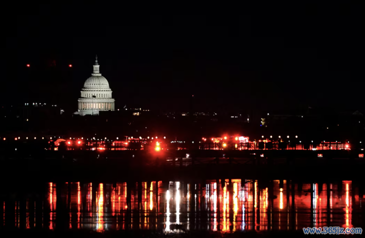 Vì sao vùng trời Washington dày đặc máy bay dân dụng và quân sự? - Ảnh 1.